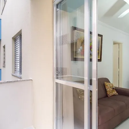 Apartamento a 100 metros da praia - 01 dormitório - Edifício Água Viva-2